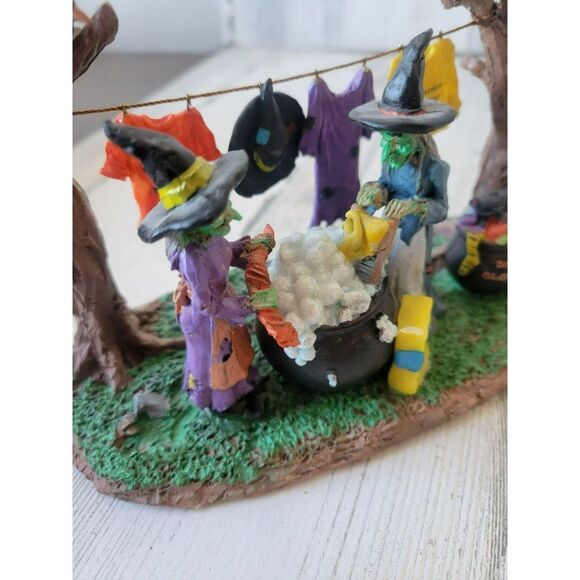 Lemax witch laundry day washing Halloween dirty clothes scary suds village tree - Picture 9 of 10